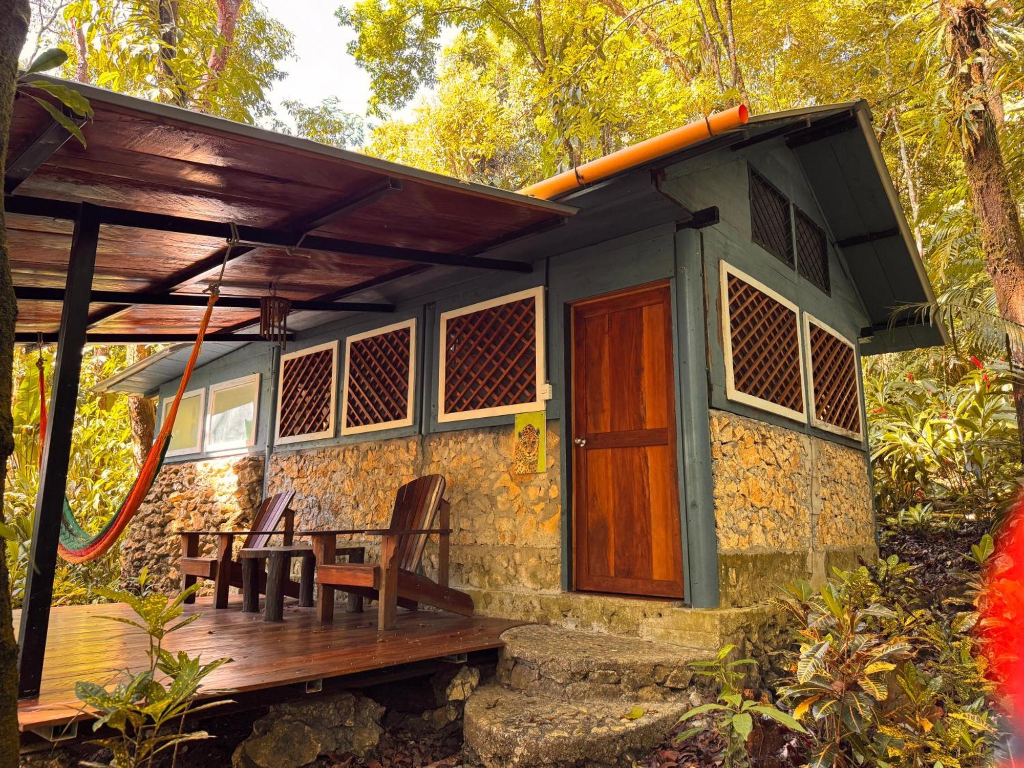 Finca Tatin Hotel Izabal Buitenkant foto