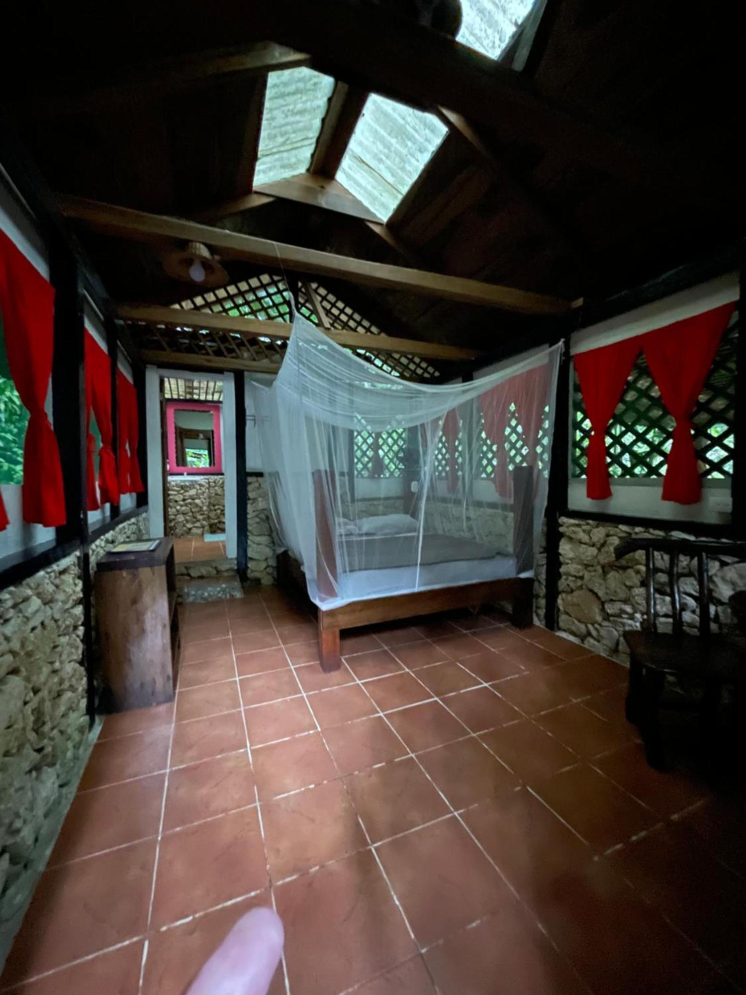 Finca Tatin Hotel Izabal Buitenkant foto