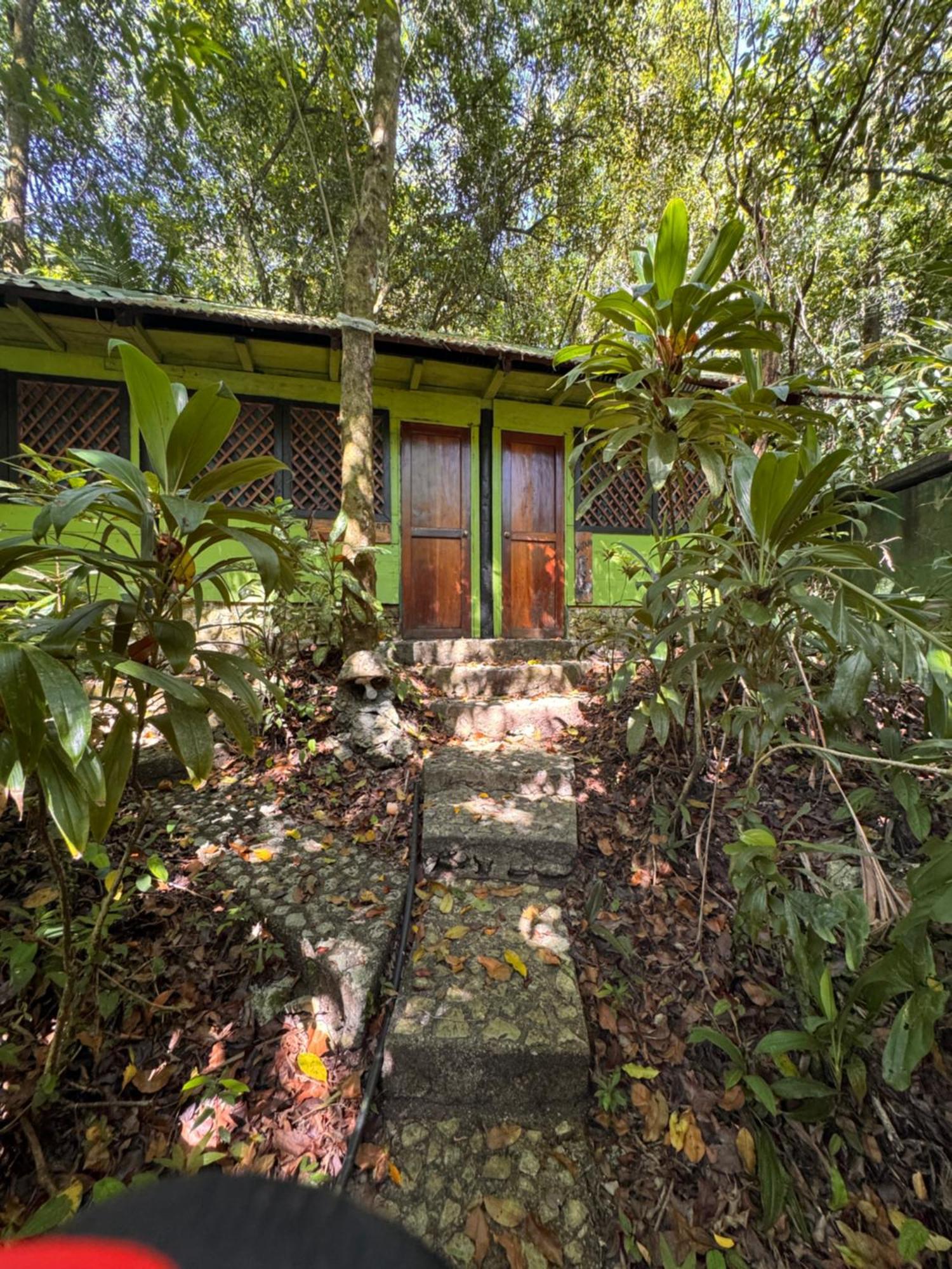 Finca Tatin Hotel Izabal Buitenkant foto