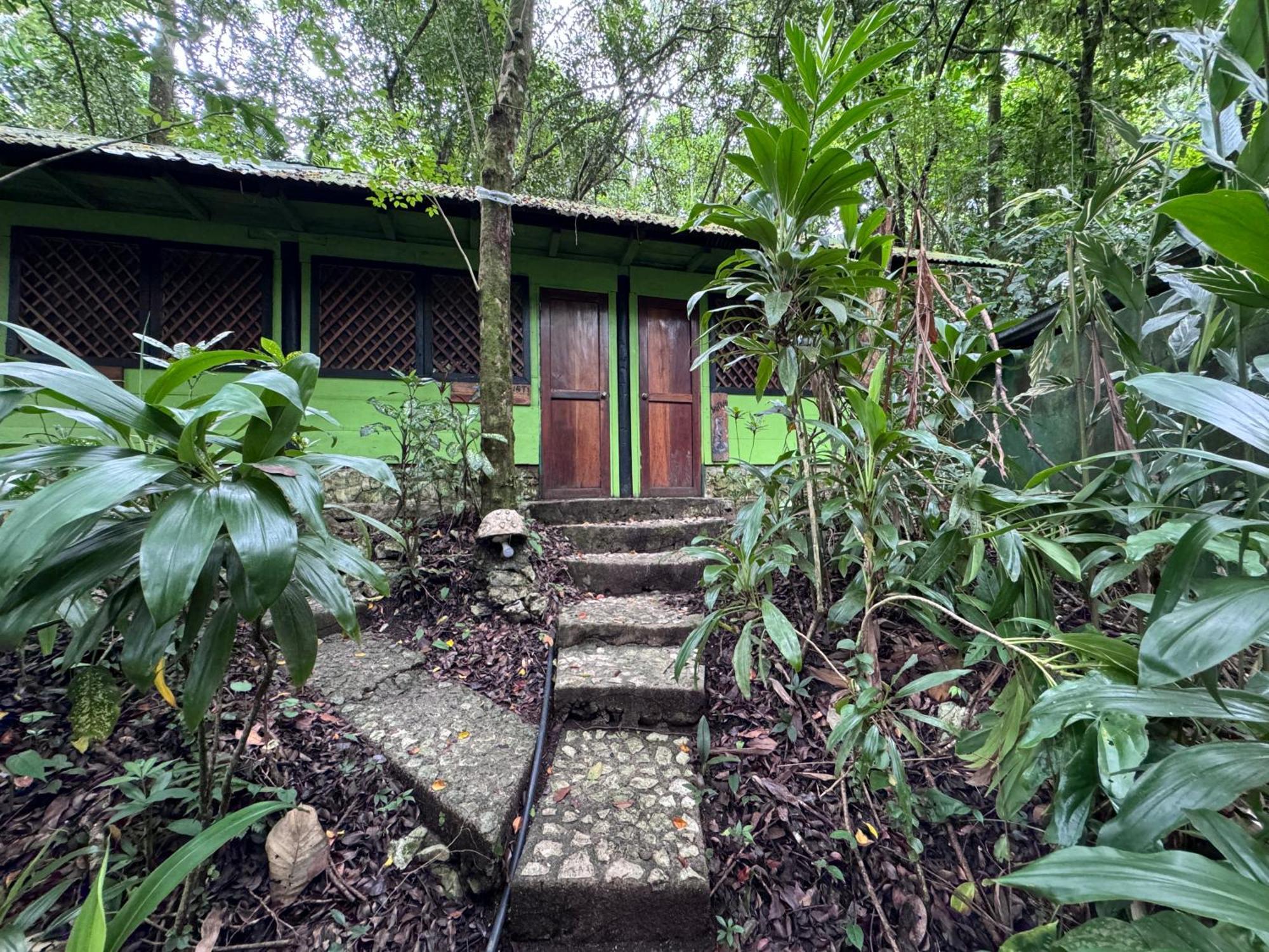 Finca Tatin Hotel Izabal Buitenkant foto